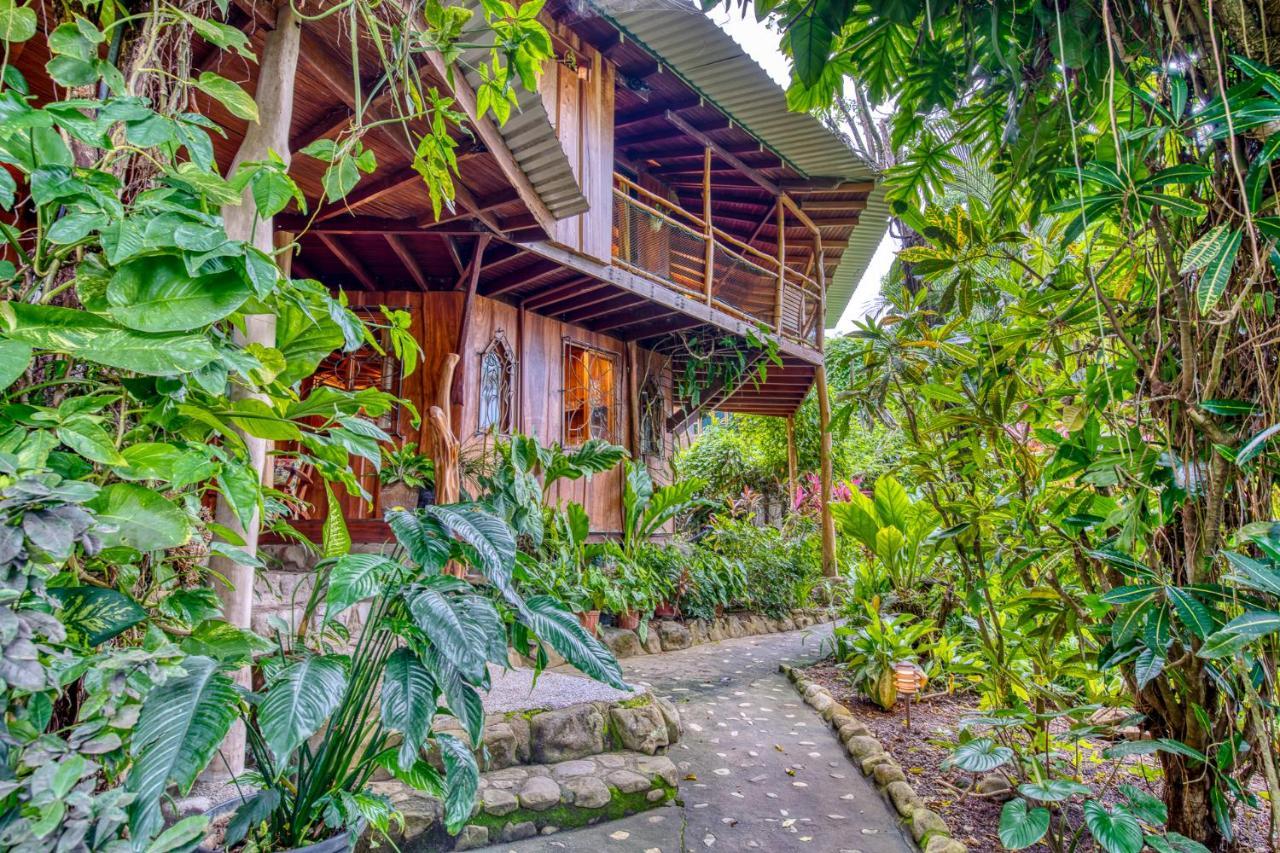 Hotel Amor De Mar Montezuma Bagian luar foto
