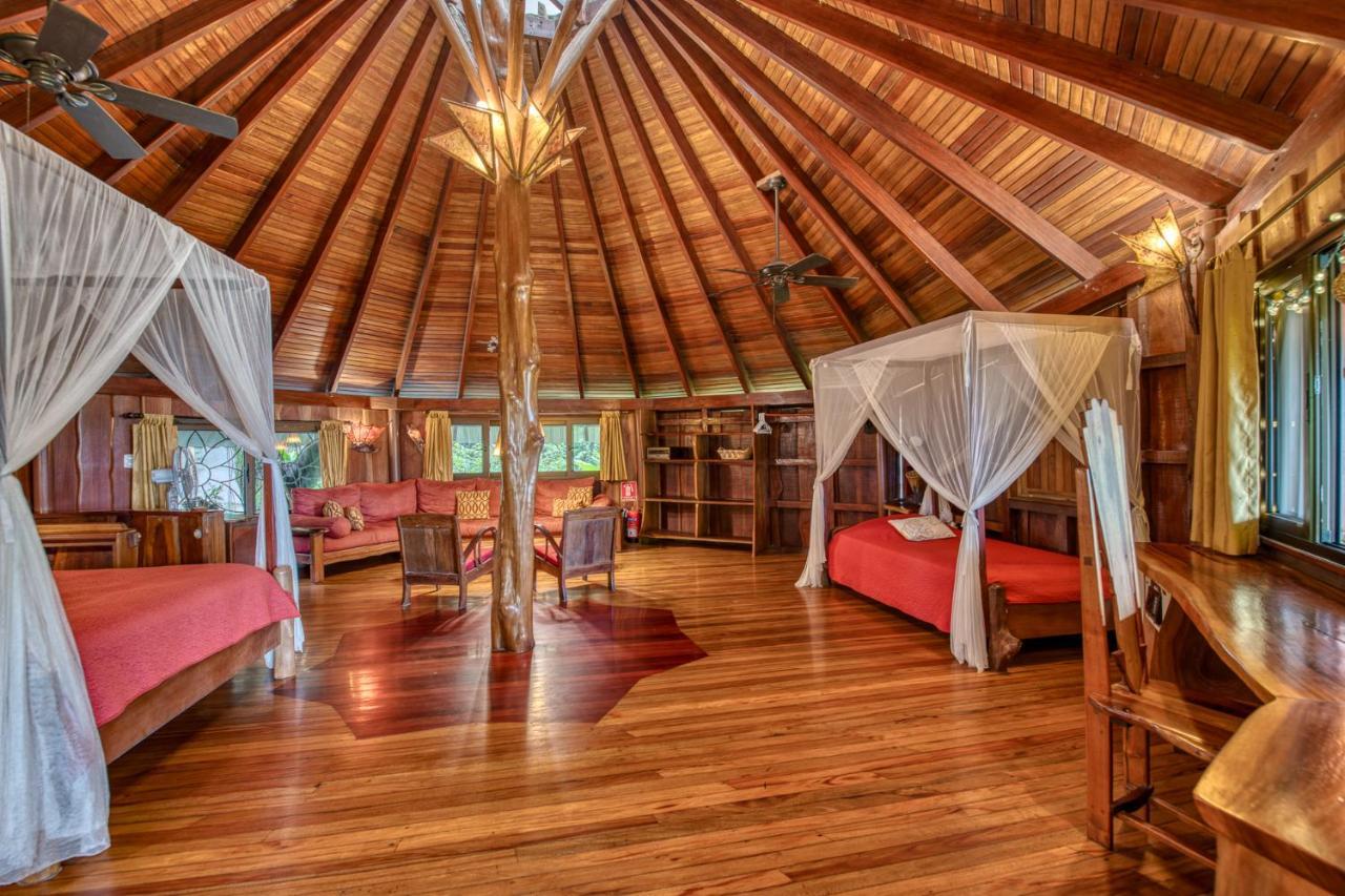 Hotel Amor De Mar Montezuma Bagian luar foto